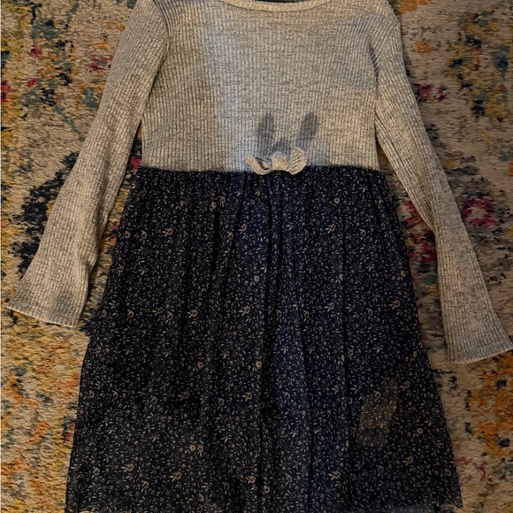 Girls 5T clothing bundle - Picture 7 of 9